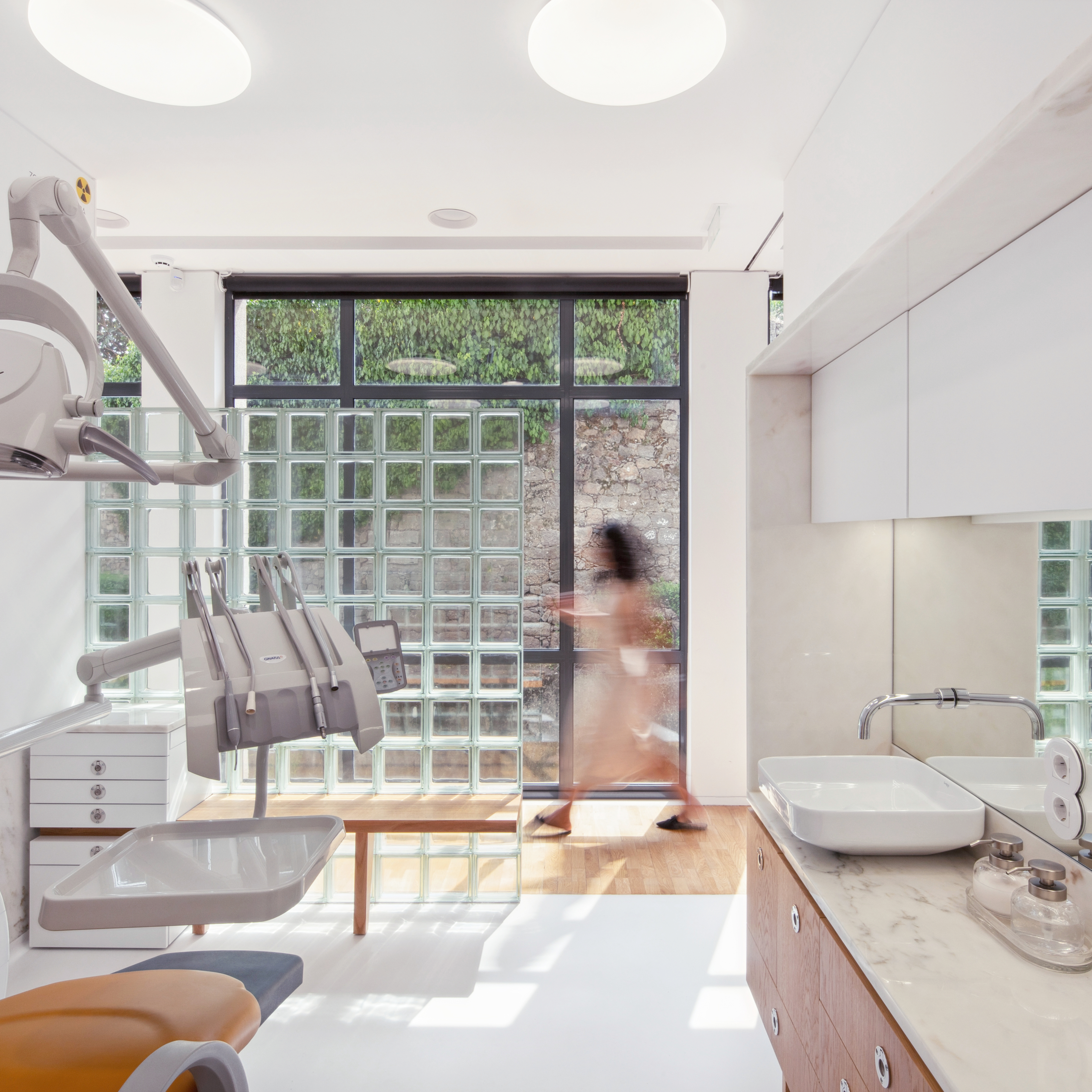 Clínica Nery do Vale, Sala